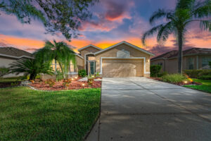 Upgraded house on a quiet street in Lakewood Ranch